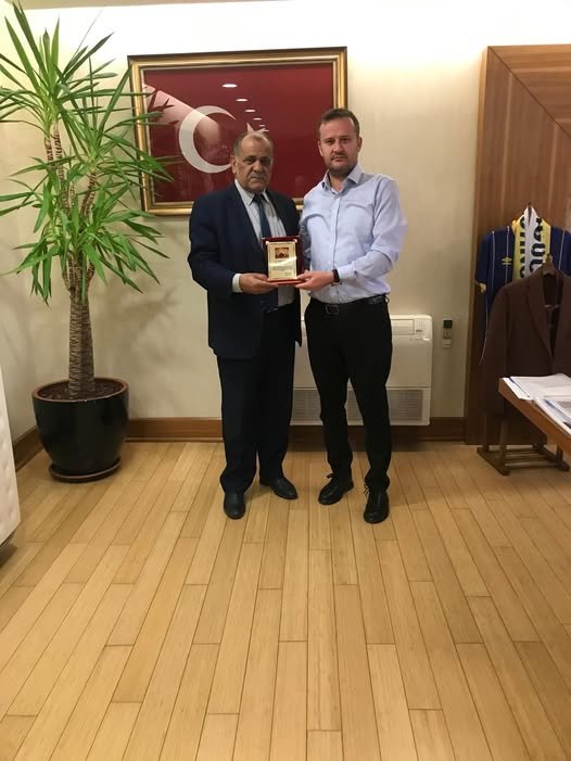 Tulpar Derneği’nden Yıldırım Özer’e Teşekkür Plaketi